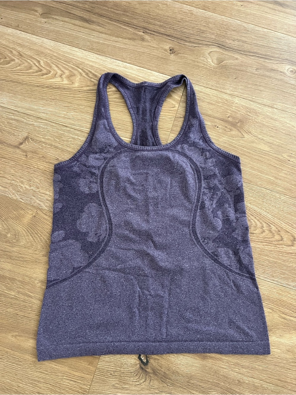 lululemon athletica Swiftly Tech Purple Camo Racerback Tank Top Women’s Size 10 - Picture 3 of 11